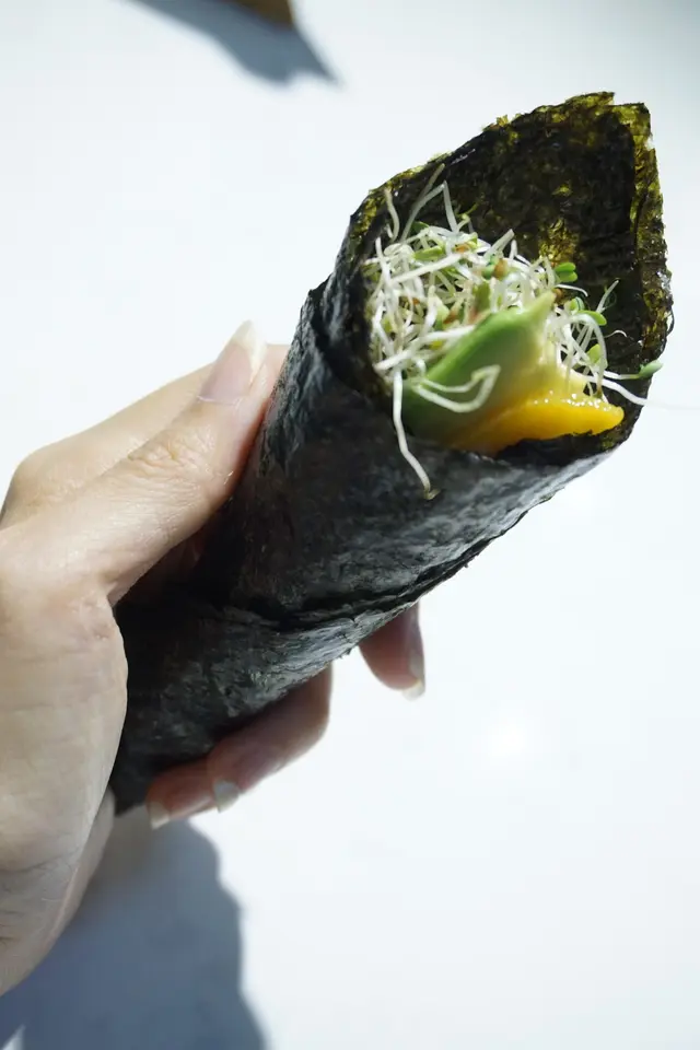 香芒牛油果苜蓿芽手卷令人驚喜!