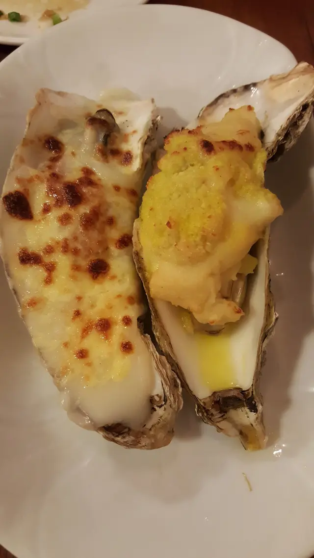 芝士煙肉焗蠔/蒜蓉牛油薯蓉焗蠔