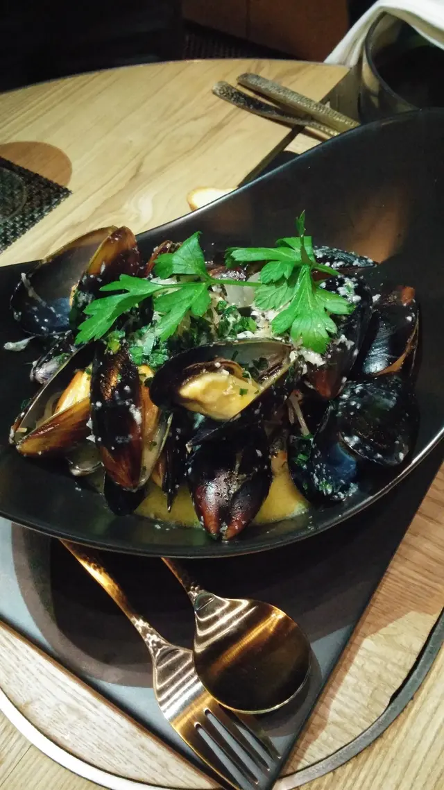 Steamed Canadian Blue Mussels