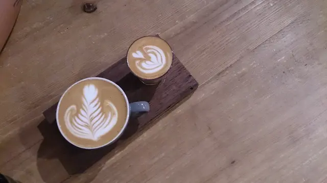 Piccolo and Ginger latte