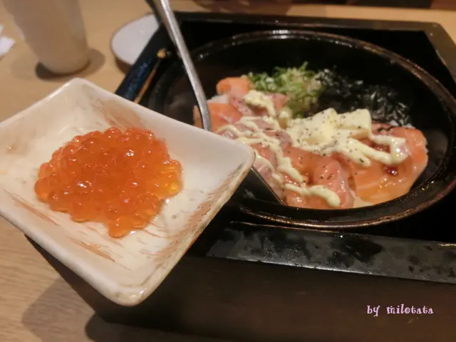石鍋鮭魚魚子飯