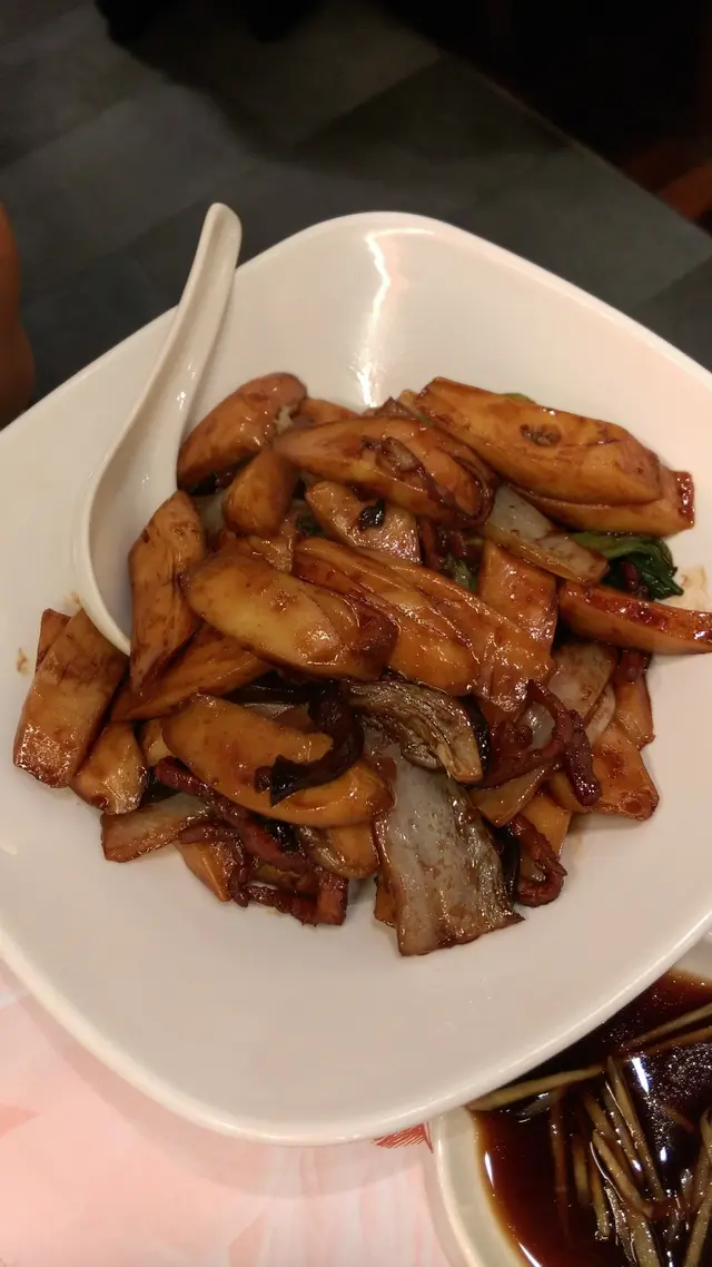 炒得好濃,好入味,但都係比較''溜''