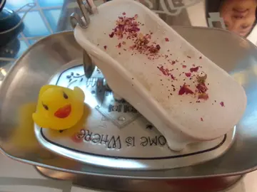 牛奶雪糕泡泡浴(6.5/10)