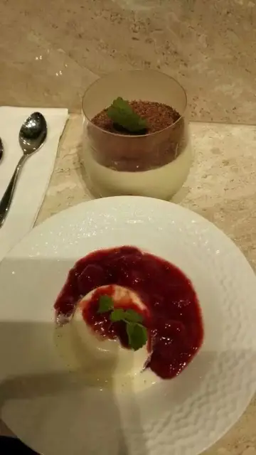 panacotta , tiramisu