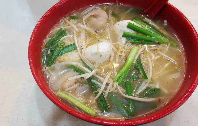 米線+小辣湯底+魚皮餃+蟹籽丸