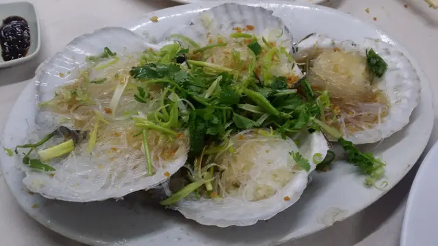 帶子鮮甜，粉絲亦吸收了帶子的鮮甜味