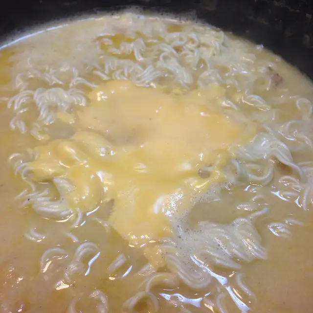 出前一丁加芝士