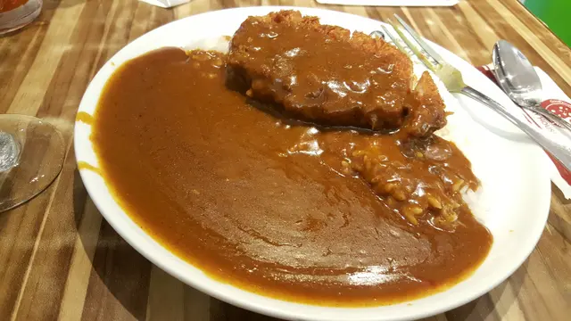 炸蝦扒咖哩飯