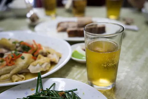 來吃小炒當然要配啤酒!