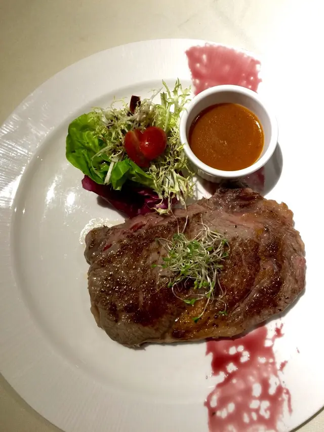 烤美國安格斯300日肉眼(200G)配紅酒汁($488)