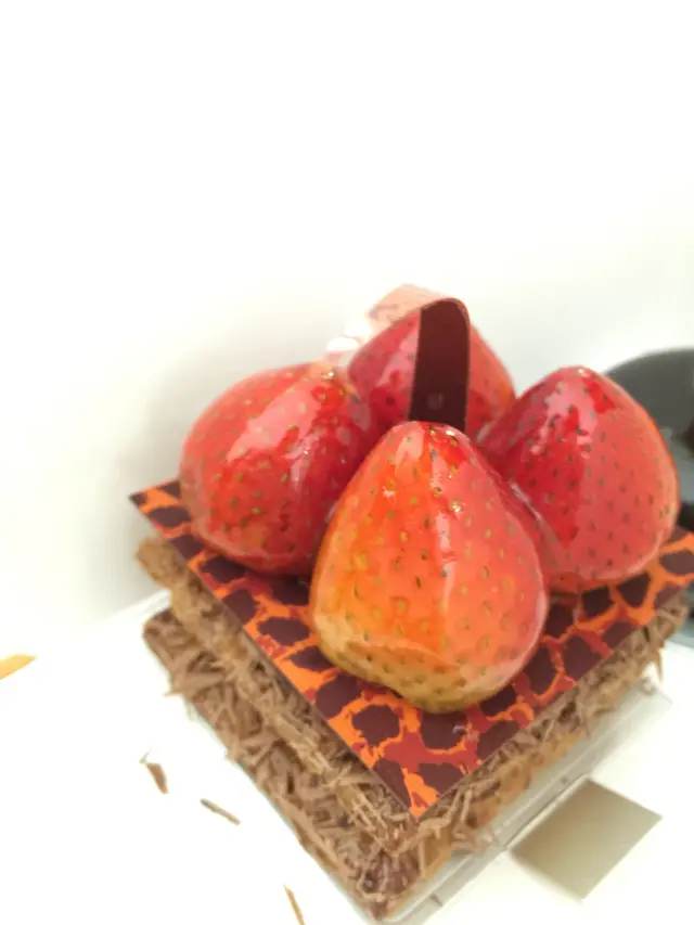 Strawberry Mille Feuille 