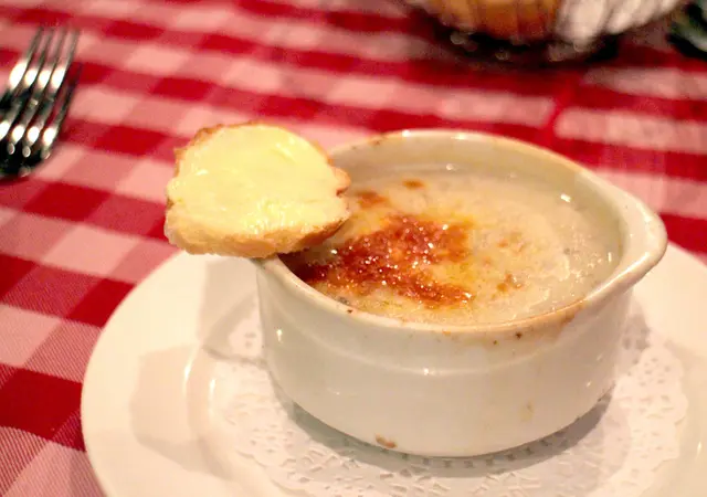 芝士焗鮮蟹肉蘑菇湯