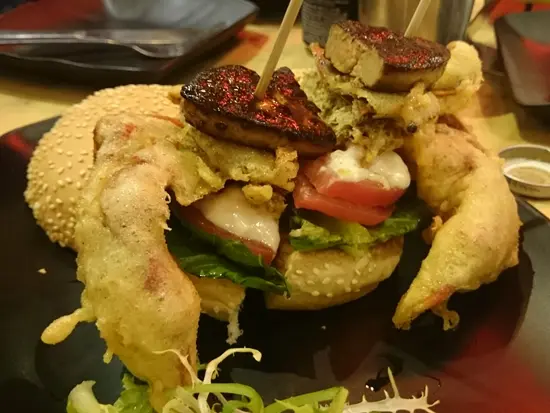 鵝肝軟殼蟹漢堡