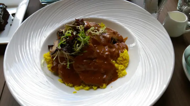 黑椒汁薄牛扒特式飯