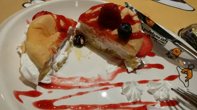 熱香餅配士多啤梨