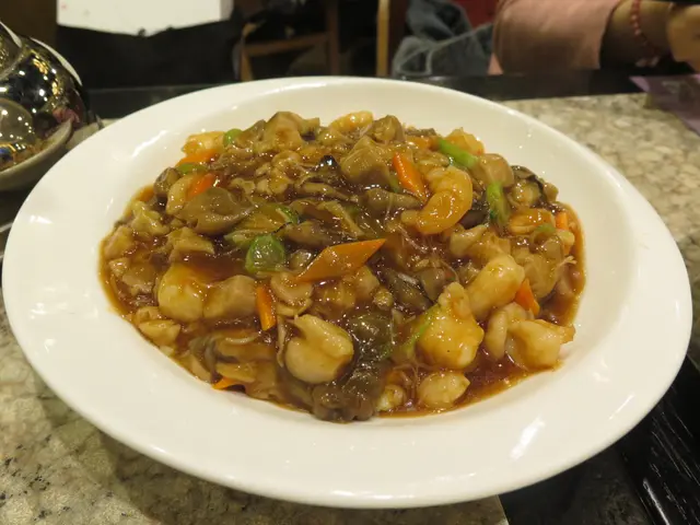 足料飯又多,3個人食,始終食剩兩啖><