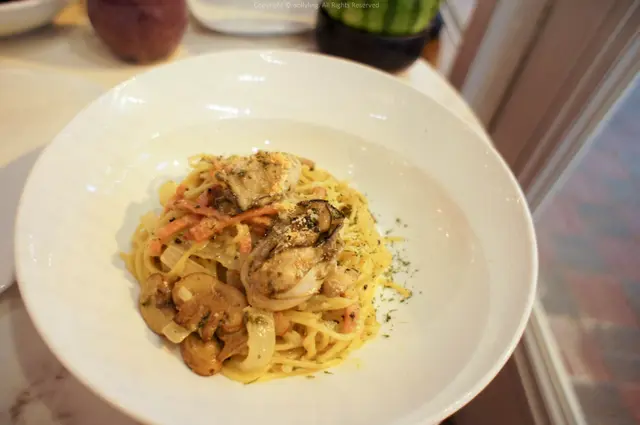 煙腩蠔肉意大利麵