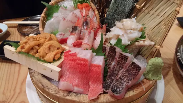 擺盆妥妥當當,裝飾不會過於花巧,點綴下得恰到好處