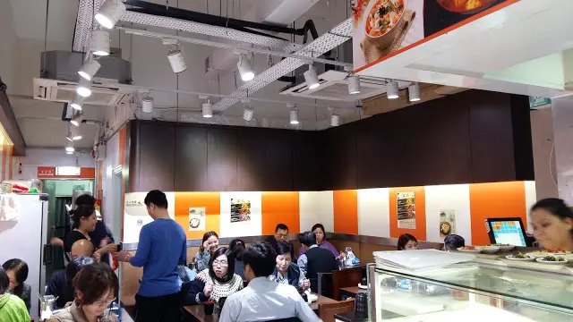 家庭式小店, 卻是客似雲來