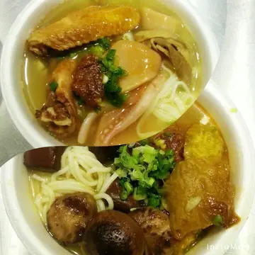 三餸車仔麵