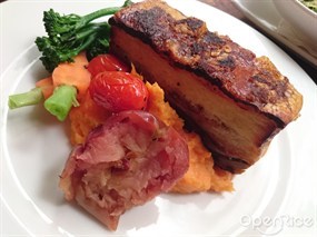 Roast Pork Belly with Apple - 西環的High Street Grill