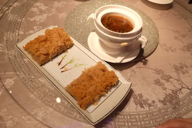滬江荔芋金酥鴨