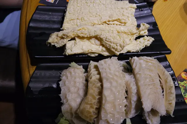 前者$32, 後者$25