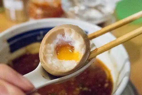 咬下去是溏心蛋