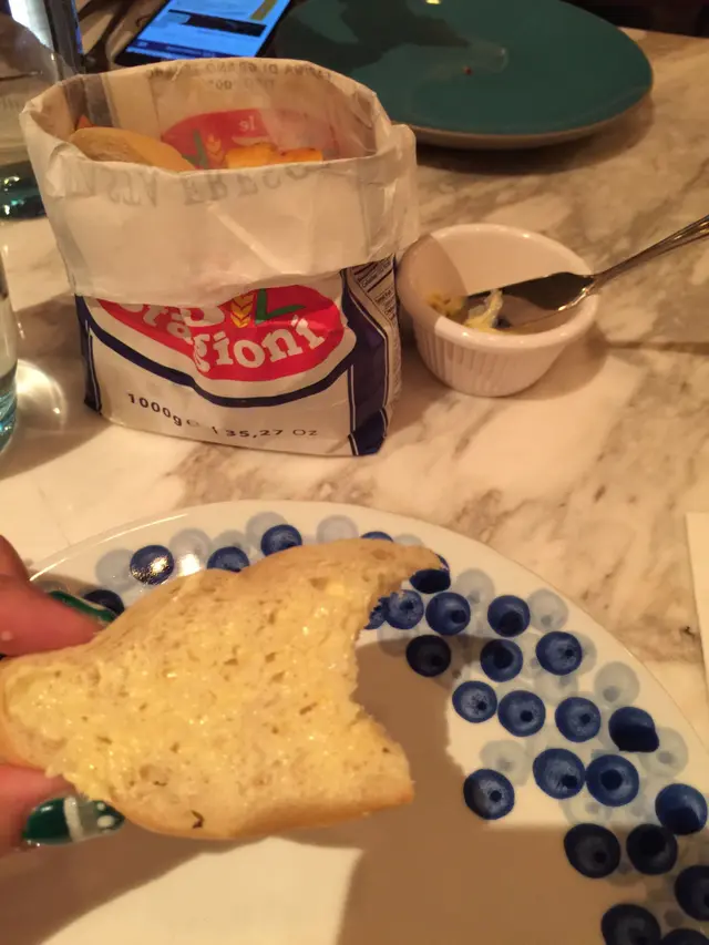 餐前bread~