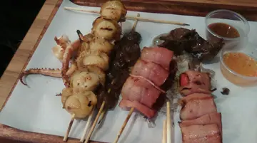 帆立貝、煙肉車喱茄、冬菇、鴨腎
