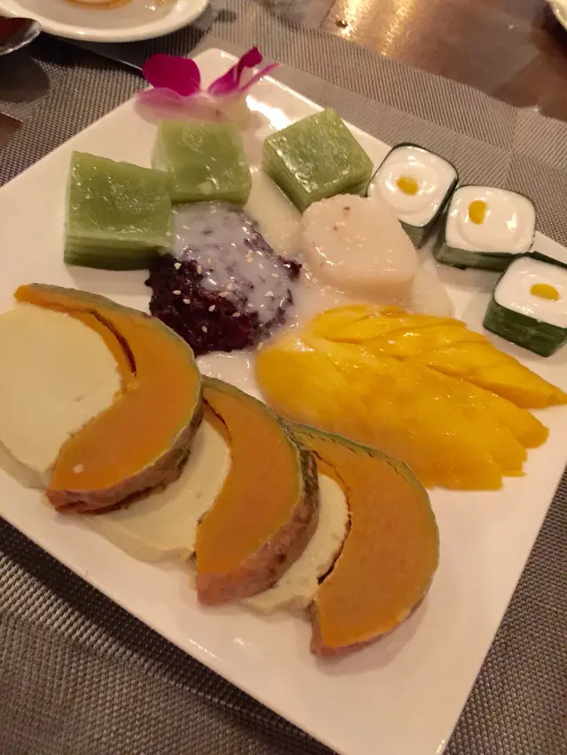 泰式甜品拼盤