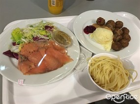 煙三文魚配意粉，肉丸 - IKEA Restaurant &amp; Caf&#233; in Sha Tin 
