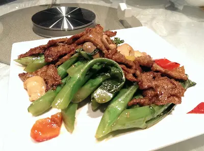 薑米牛肉炒芥蘭