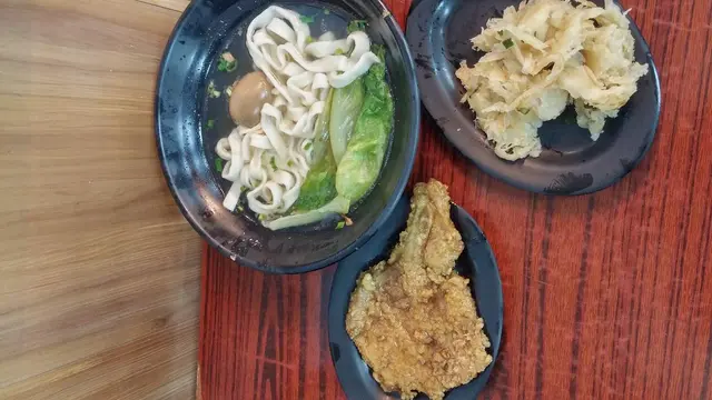 滷豬排湯麵, 蔥抓餅