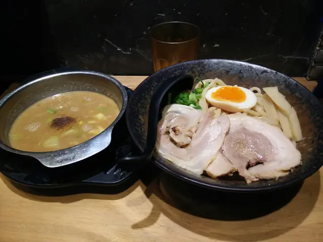 特濃豬骨沾麵