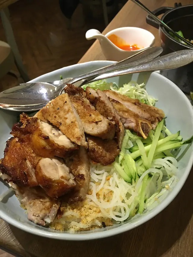 香t芧b雞扒豬扒撈檬