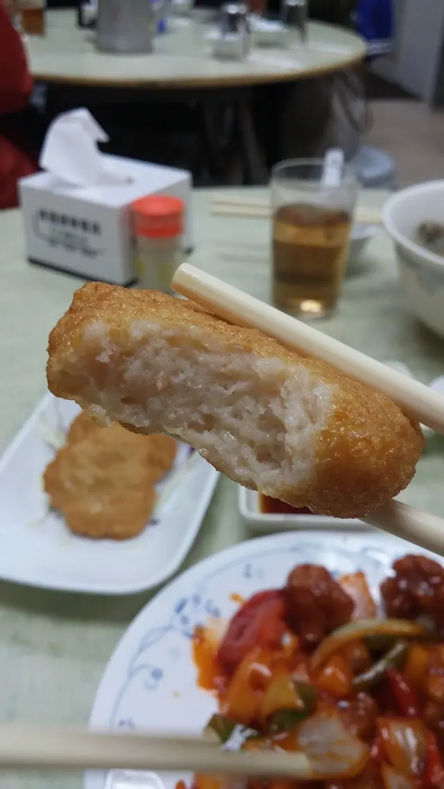 蝦味不突出，鮮香？大家沾著美乃滋，吃著吃著也沉默了