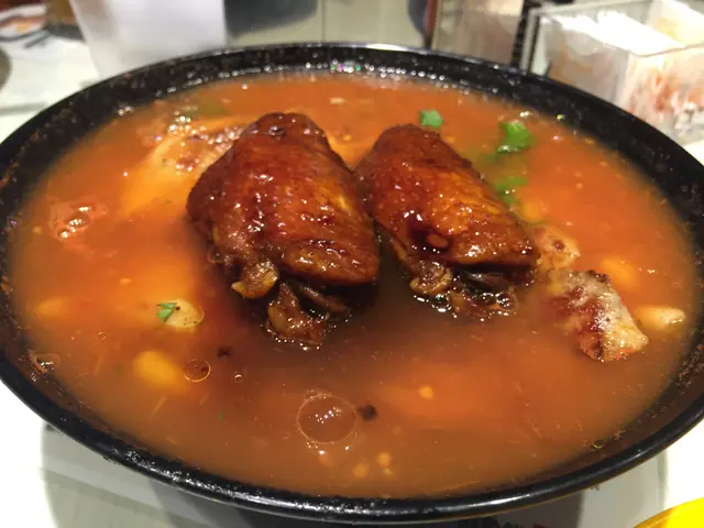 豬扒雞翼蕃茄湯通粉