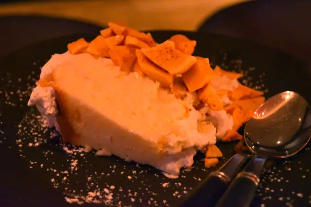 The original caramel crunch cake