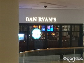 Dan Ryan's Chicago Grill