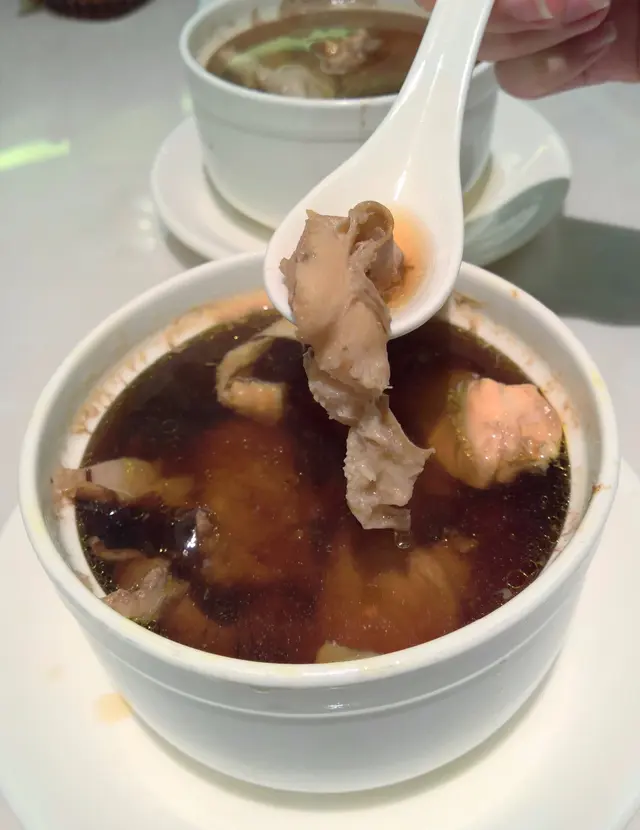 螺頭 - 黑蒜燉螺頭