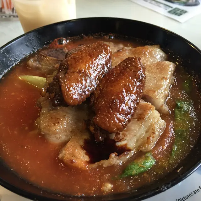 蕃茄湯豬排雞翼出前一丁