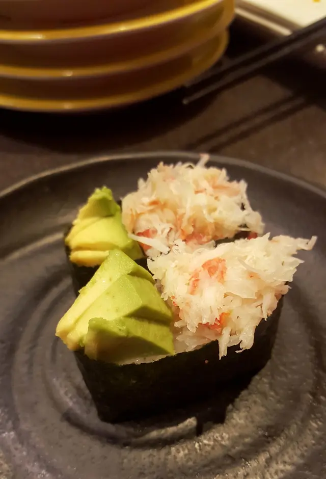 松葉蟹牛油果軍艦