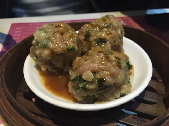 必食。超级喜欢他家的牛肉丸，口感好，肉很弹，味道也很棒