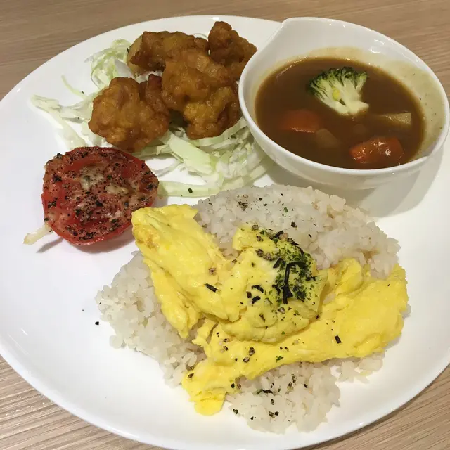 日式咖哩唐揚雞飯