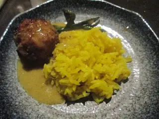 撈入咖喱汁便更吸引