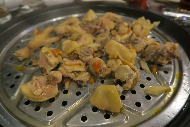 紅棗杞子蒸新鮮雞