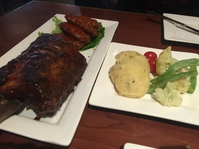 Ribs  and  wings  with  smashed  potato