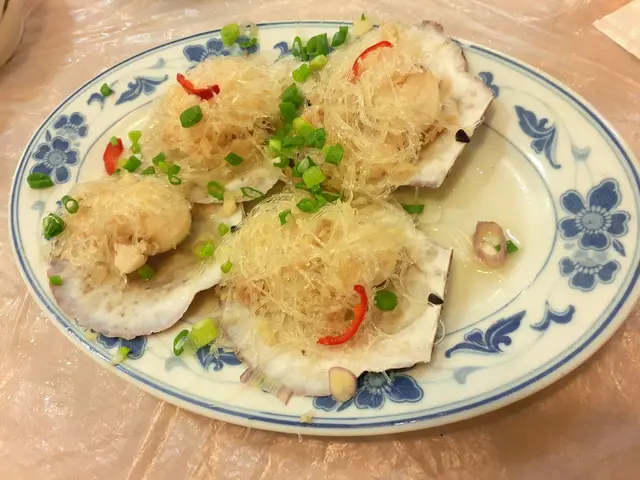 蒜蓉粉絲蒸大元貝