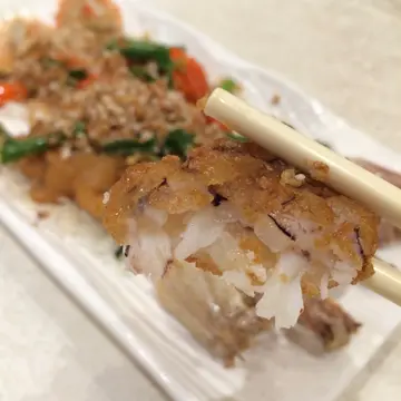 避风塘去壳濑尿虾